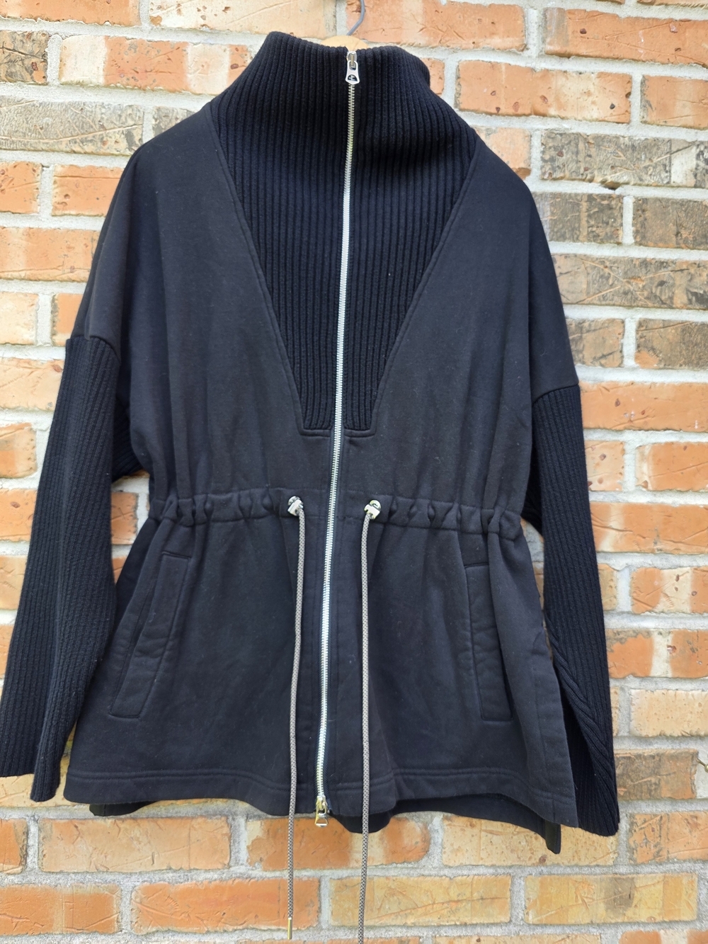 Varley Black Zip-Up Drawstring Utility Jacket - Picture 5 of 16